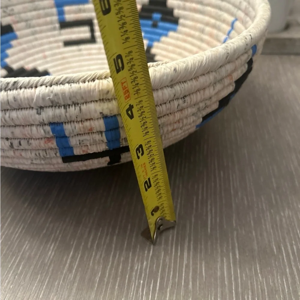 African Basket- Siwe Rwanda Basket Woven Basket‎ Sisal & Sweetgrass